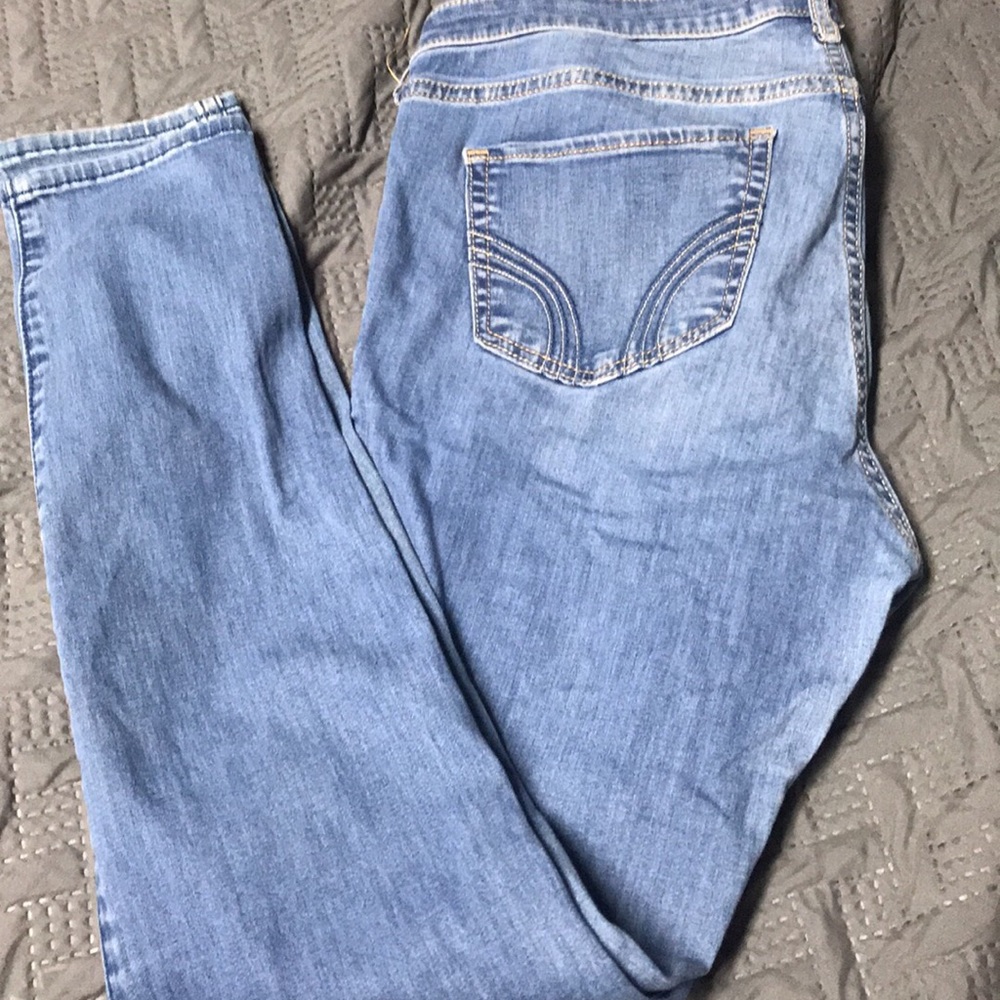 Hollister jeans